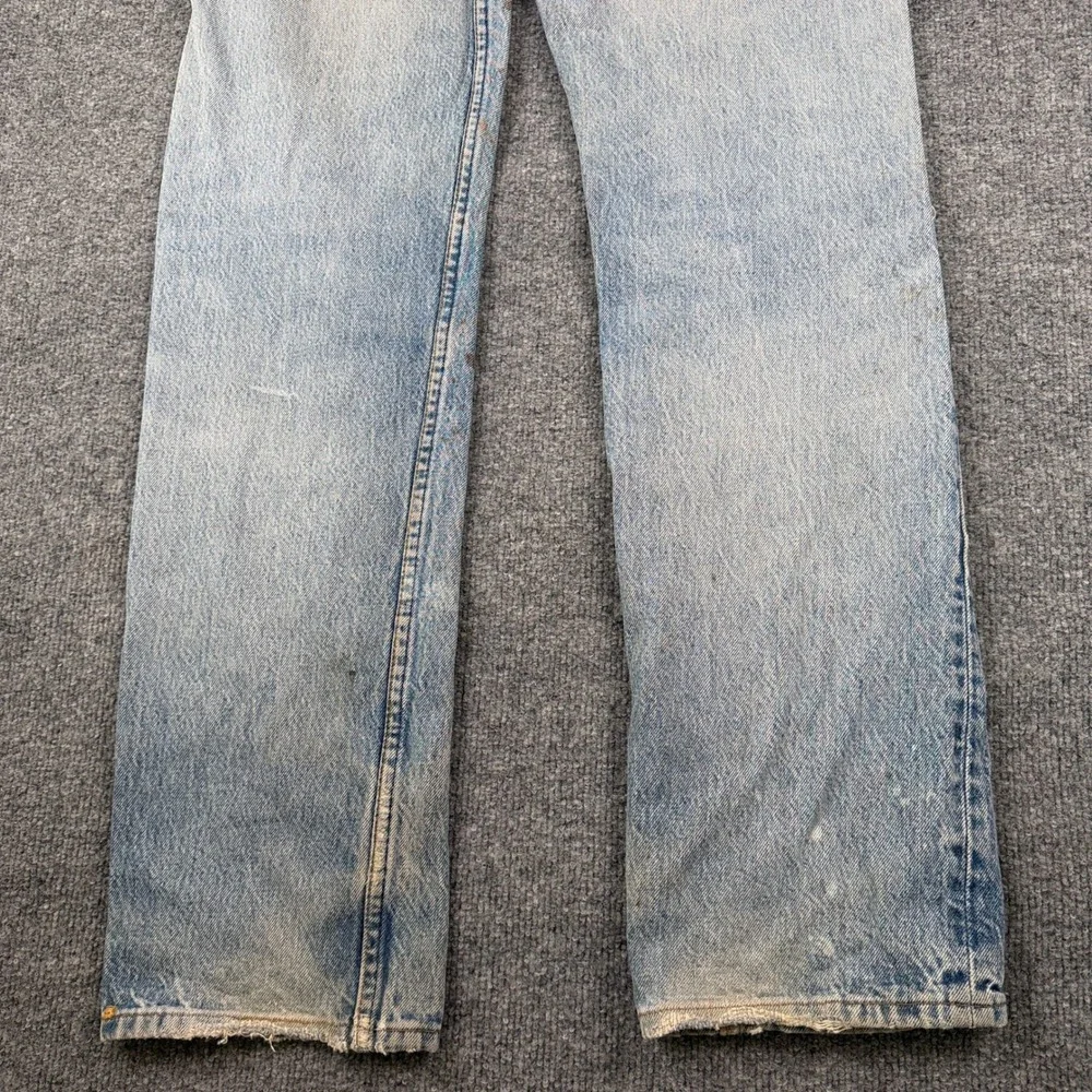 Vintage Levis 501 Jeans Mens 32x32 Blue Denim Distressed Repaired Made in USA